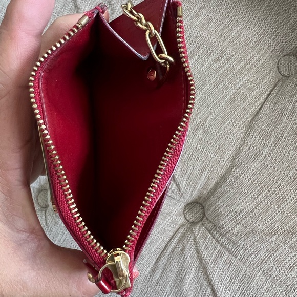 Authentic Louis Vuitton Vernis Cles - Picture 7 of 11
